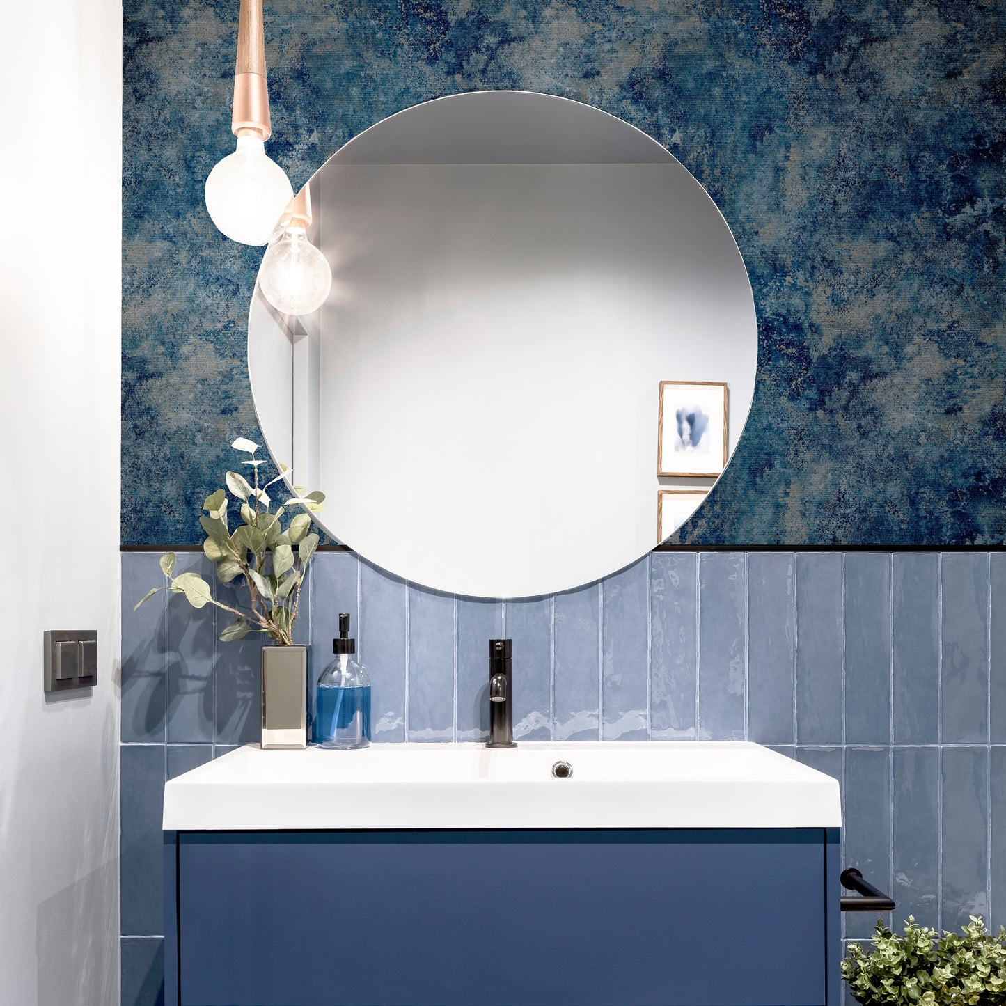 Modern Raffia Navy & Natural 298602 by Arthouse