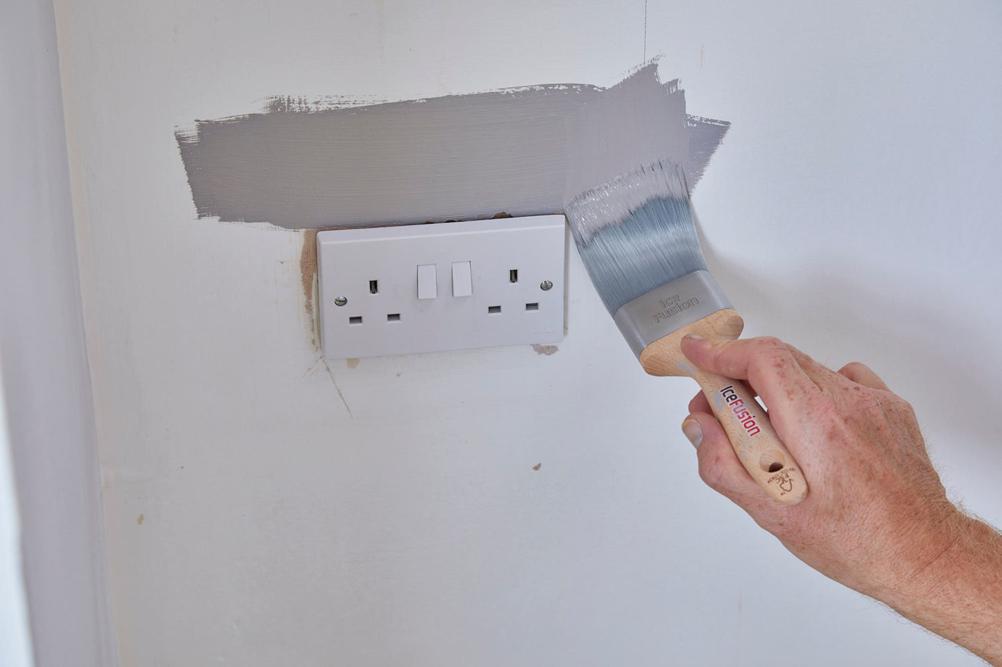 ProDec Ice Fusion Brush 2.5"