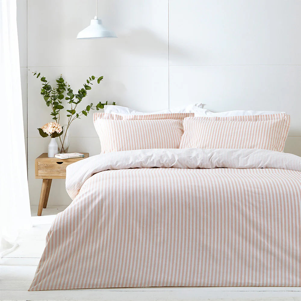 Hebden Reversible 100% Cotton Duvet Cover Set Blush by Yard