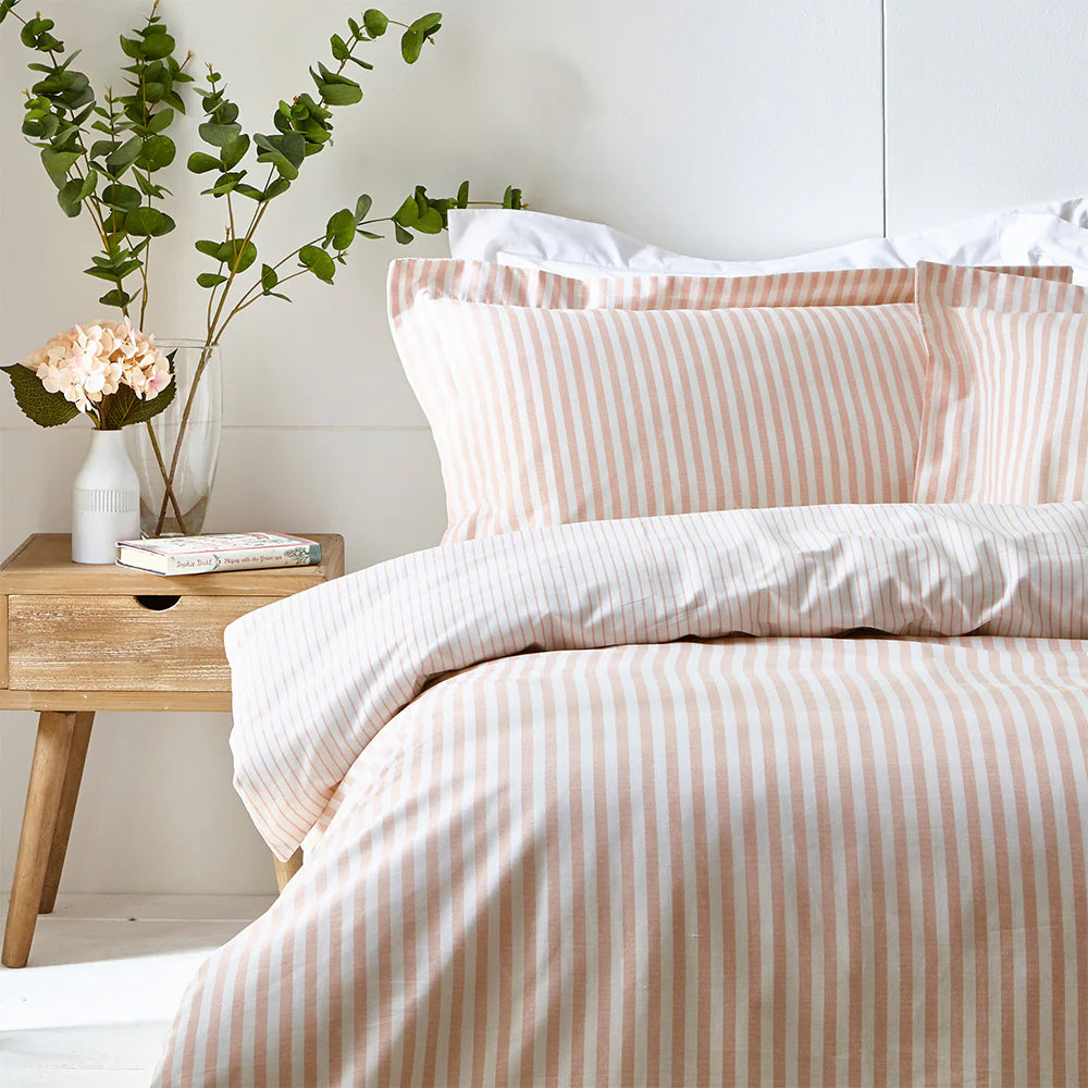 Hebden Reversible 100% Cotton Duvet Cover Set Blush by Yard