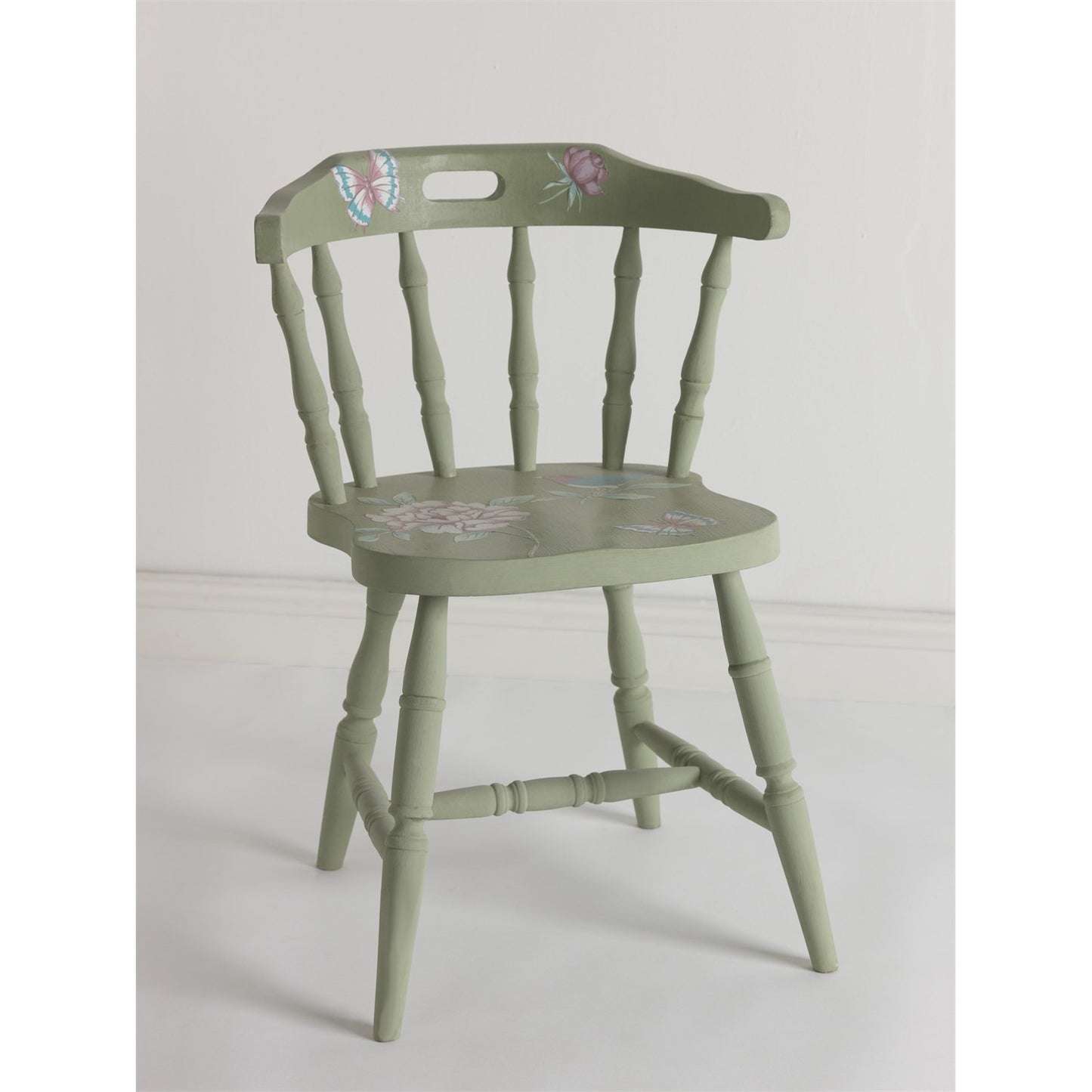 Rust-Oleum Chalky Finish Furniture Paint Bramwell