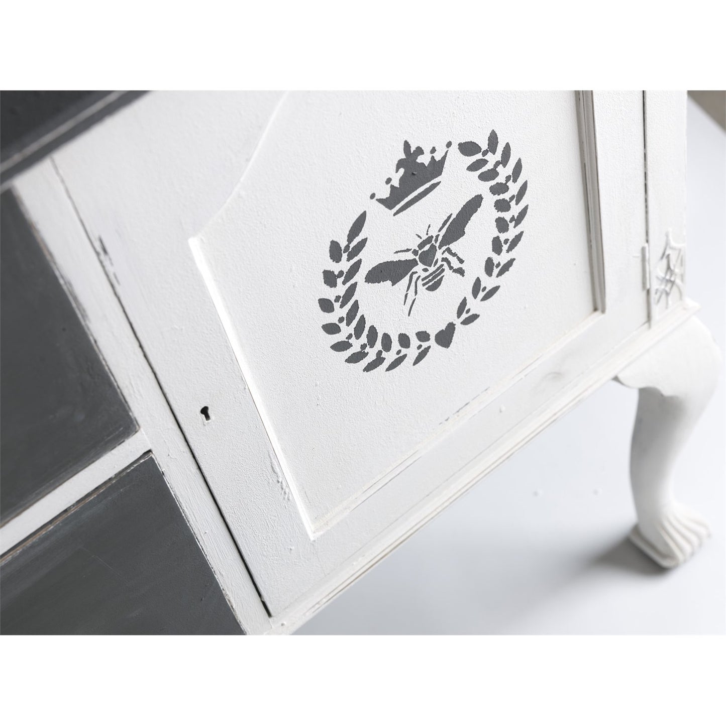 Rust-Oleum Chalky Finish Furniture Paint Graphite