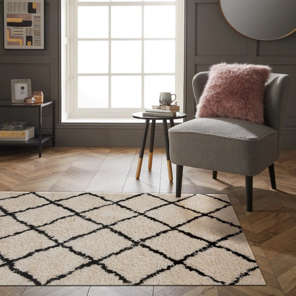 Tahira Shaggy Rug in Cream/Black Taupe by Esselle (DD)