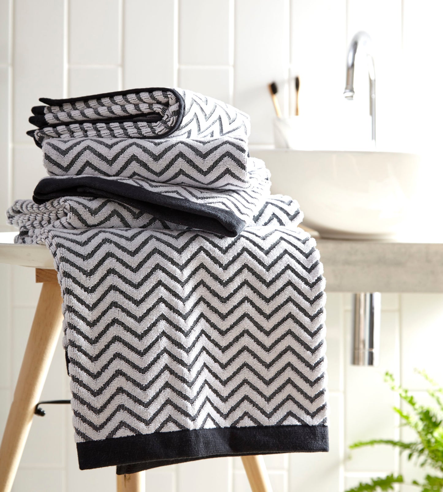 Chevron Bathroom Towel Navy