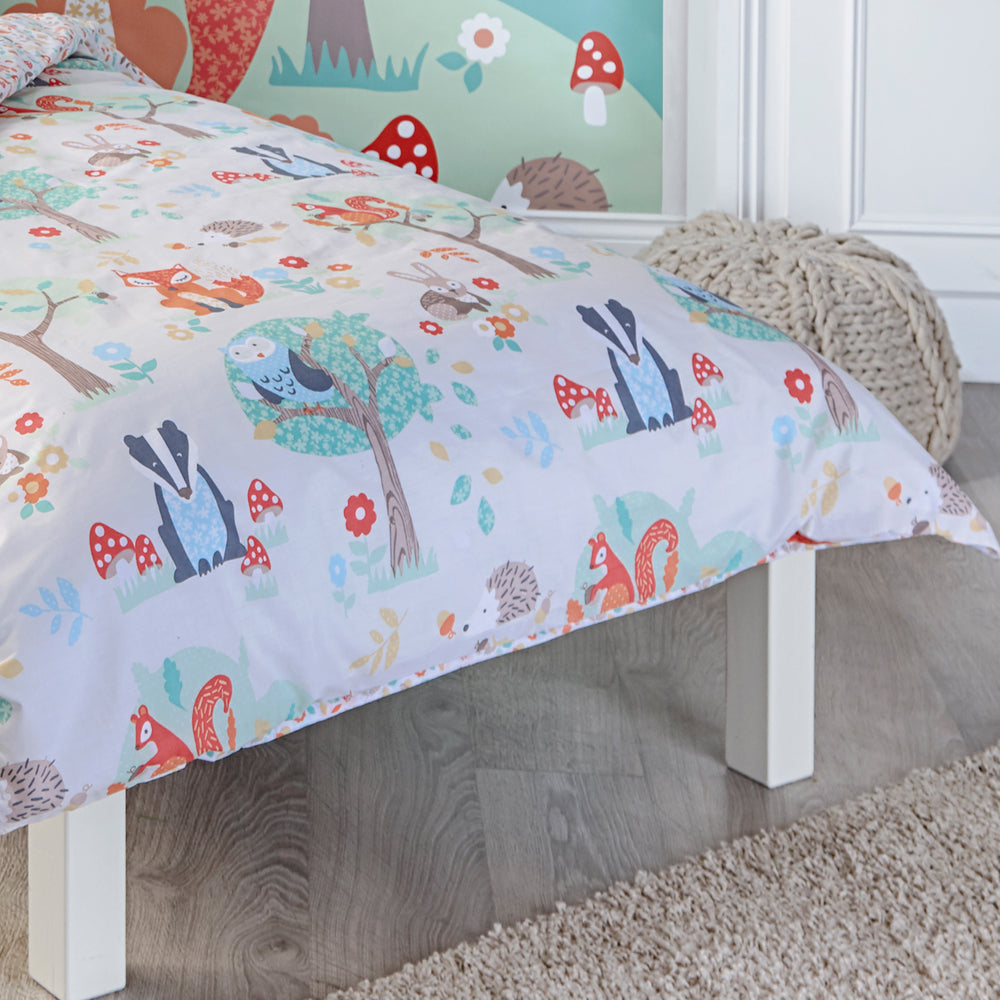 Woodland Animals Duvet Set by Little Furn.